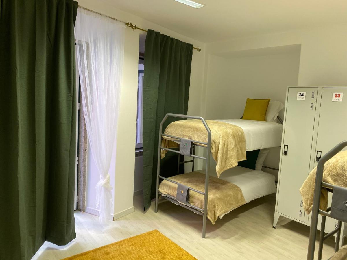 5 Senses Hostel Сетубал Экстерьер фото