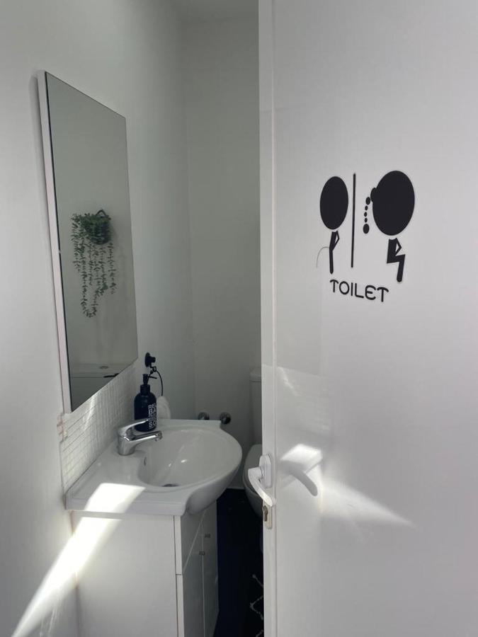 5 Senses Hostel Сетубал Экстерьер фото