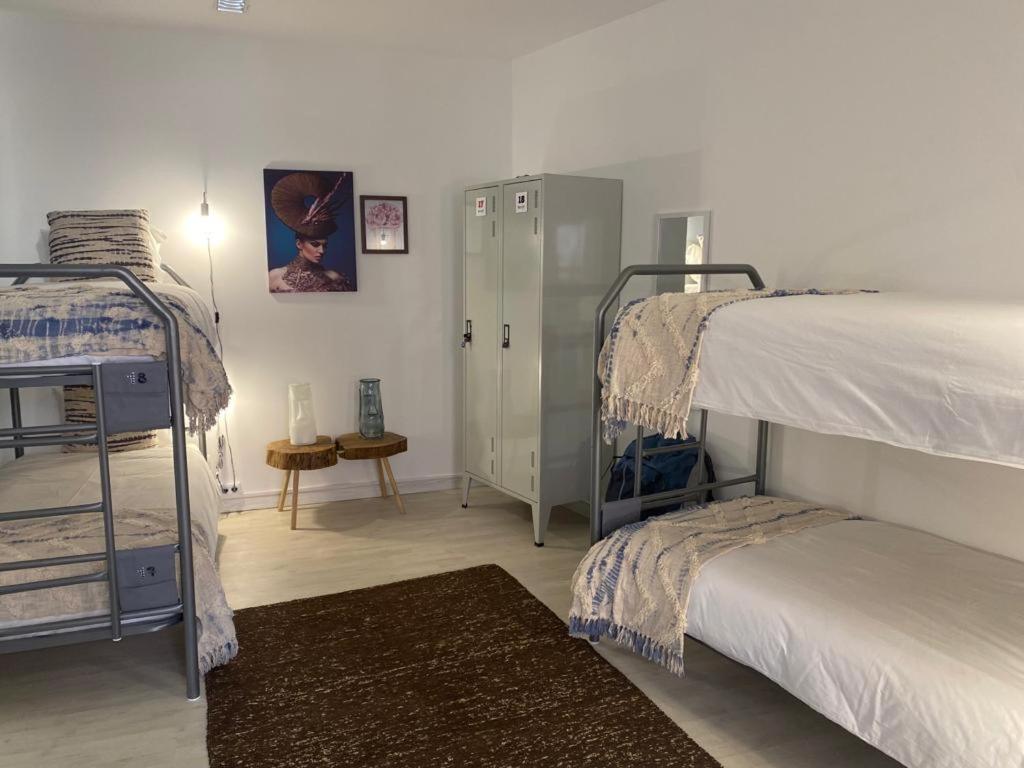 5 Senses Hostel Сетубал Экстерьер фото