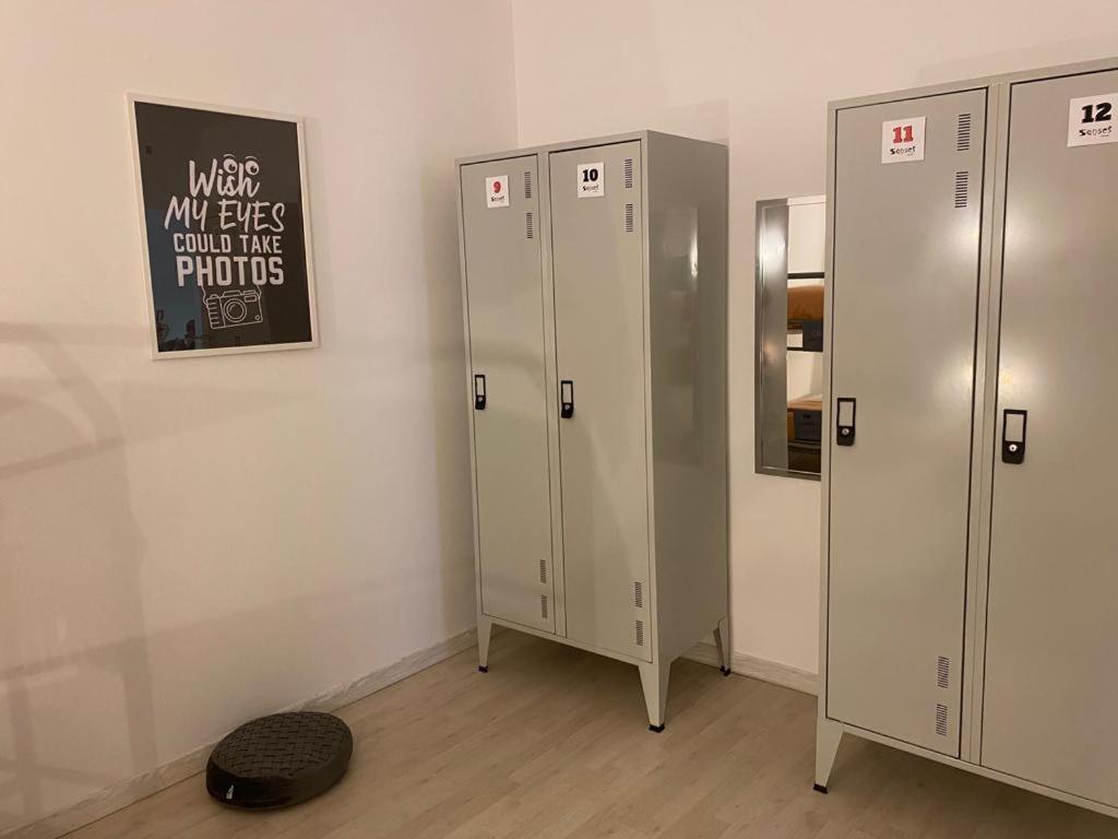 5 Senses Hostel Сетубал Экстерьер фото