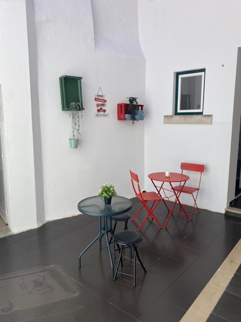 5 Senses Hostel Сетубал Экстерьер фото